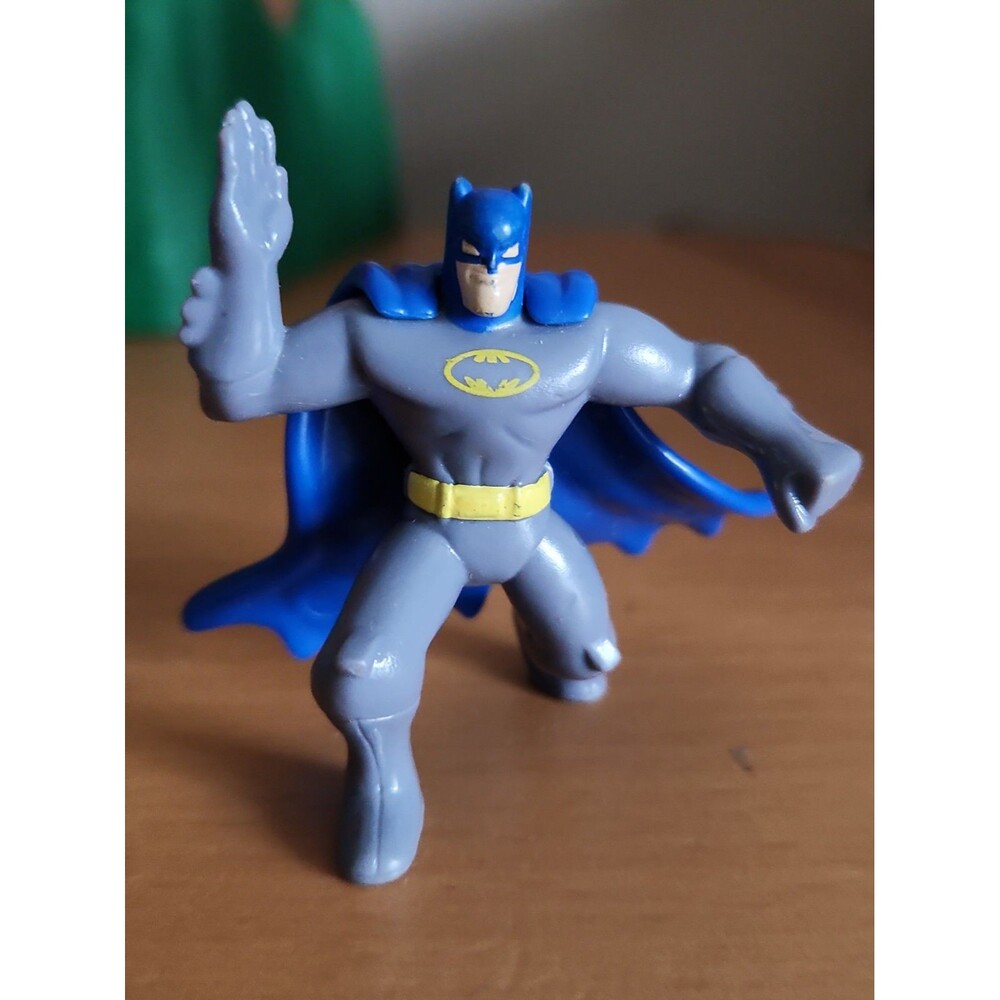Batman Action Figurine 2" Mini Batman 2011 McDonald's Happy Meal Toy